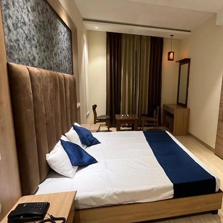 The Hotel Soho Zirakpur Kültér fotó